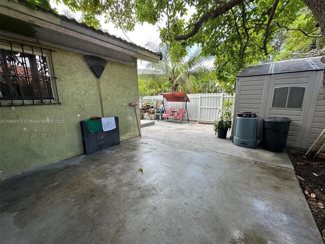 Building Photo - 10399 NW 127th St