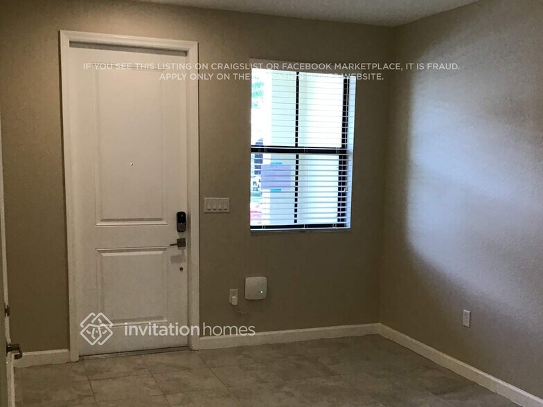 Building Photo - 11417 SW 252nd Ter