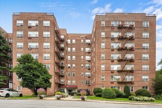 Building Photo - 609 Palmer Rd