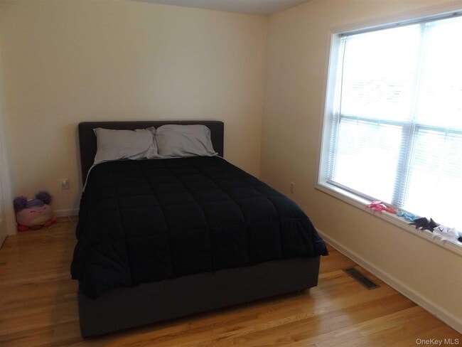 Building Photo - 2410 NY-82