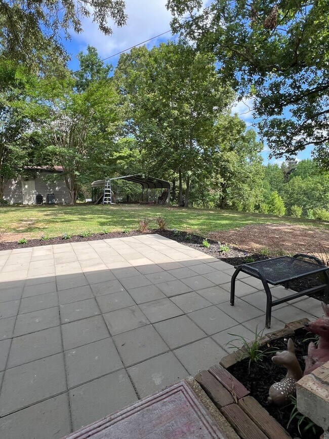Building Photo - 523 Co Rd 99