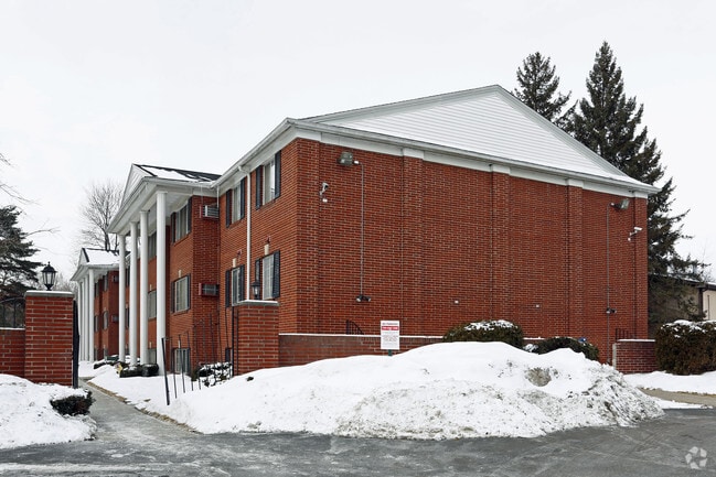 Primary Photo - Salem West Apartments