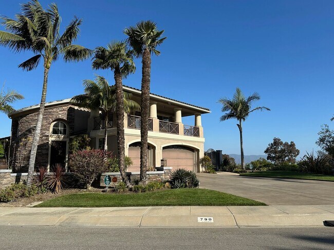 Primary Photo - Exquisite Vina Del Mar home in Spanish Hills