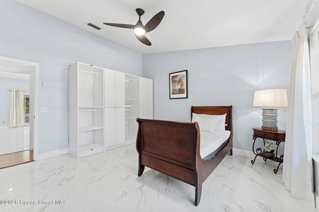 Building Photo - 662 Rossmoor Cir