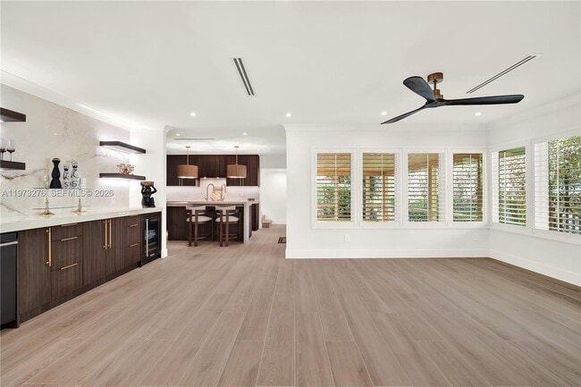 Building Photo - 600 San Antonio Ave