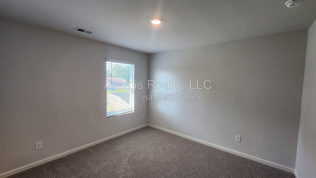 Building Photo - 3134 Ellenton Dr