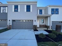 Building Photo - 496 Hanson St