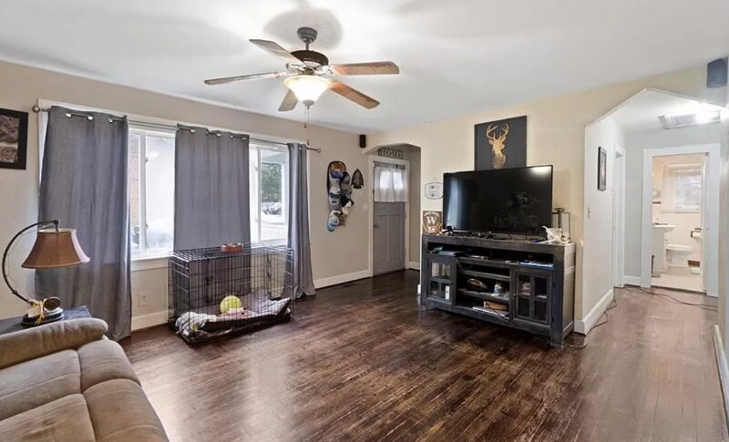 Building Photo - 1433 Picadilly St