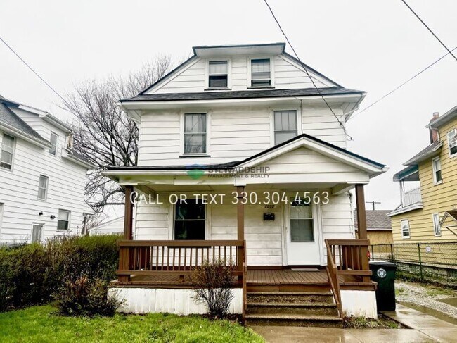 Building Photo - 1012 Brown St