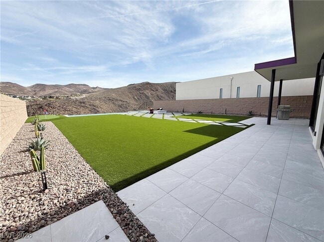 Building Photo - 702 Blackrock Rim Dr