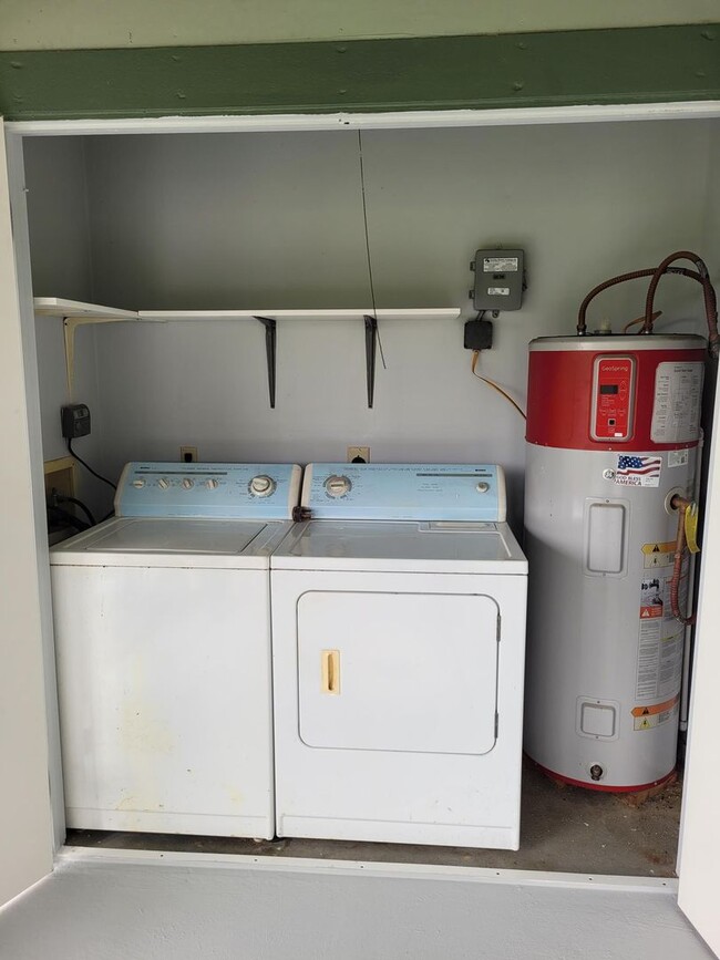 Building Photo - Move In Ready May 7th - Peaceful 3 Bedroom...