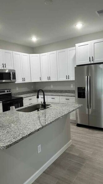 Kitchen - 796 Sumner St