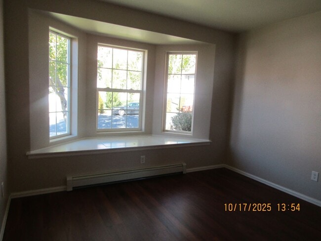 Building Photo - PRICE REDUCED! Charming Home!