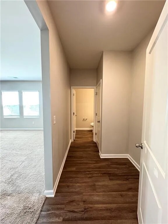 Building Photo - Corner-Lot Luxury Living in Bridlewood Far...