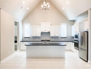 Building Photo - 2216 Snapdragon Rd