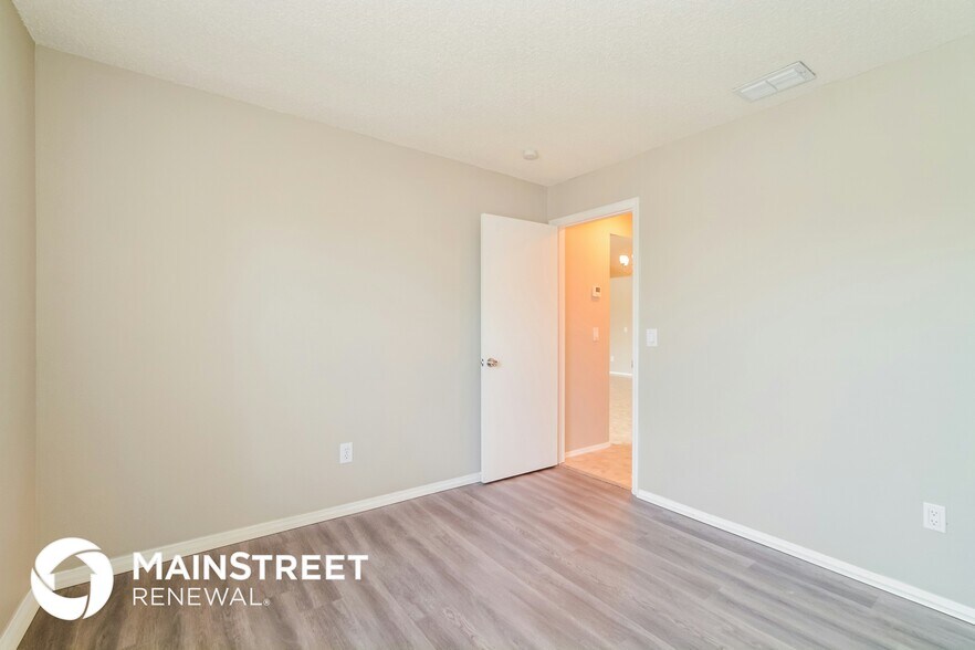 Building Photo - 3103 Orchard Pl