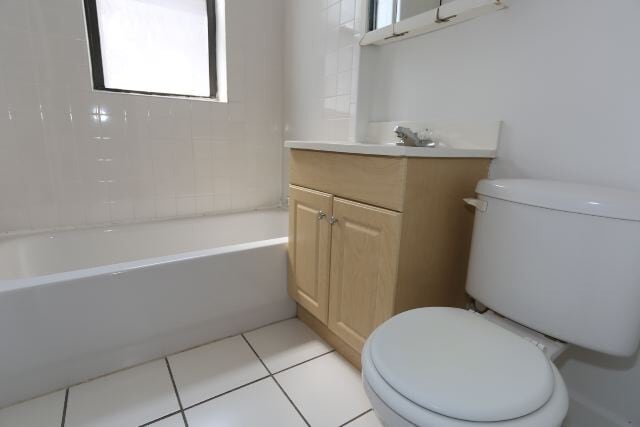 Building Photo - 3830.5 N Fremont St