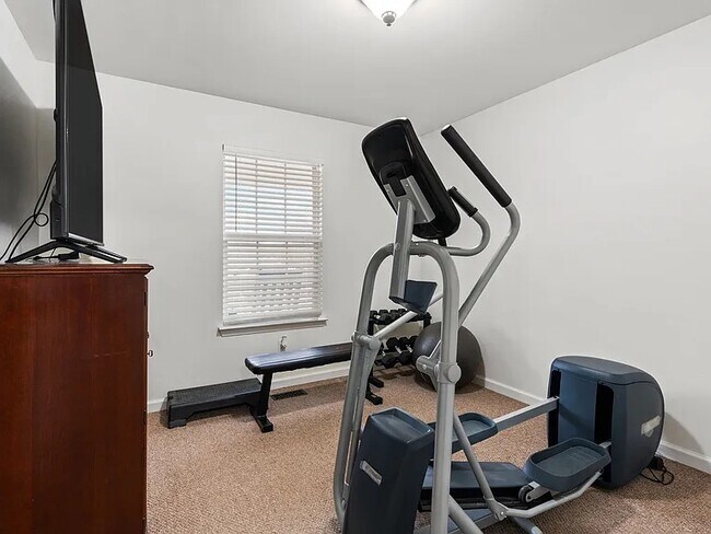 Building Photo - 509 Harold Prewett Dr