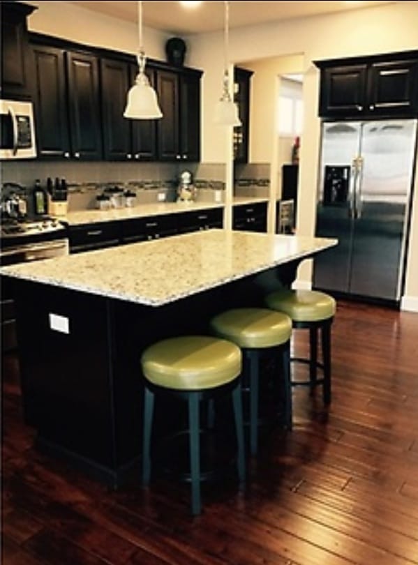 Kitchen - 1211 35th St Pl SE