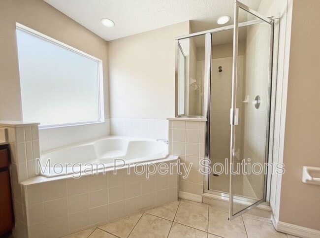 Building Photo - 5379 Tortuga Dr