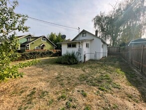 Building Photo - Cozy Kenton Home with Fenced Yard, Shed