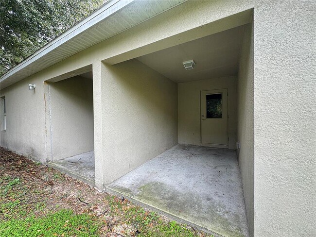 Building Photo - 708 Bon Air St