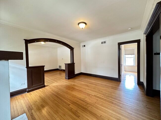 Building Photo - 3449 W Schubert Ave