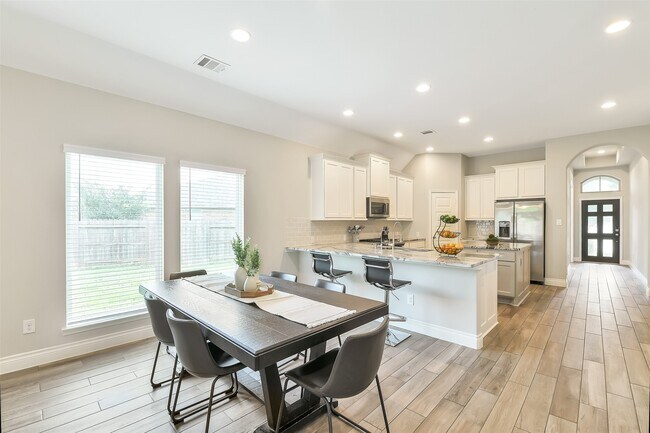 Building Photo - 19827 Bronze Spur Ct