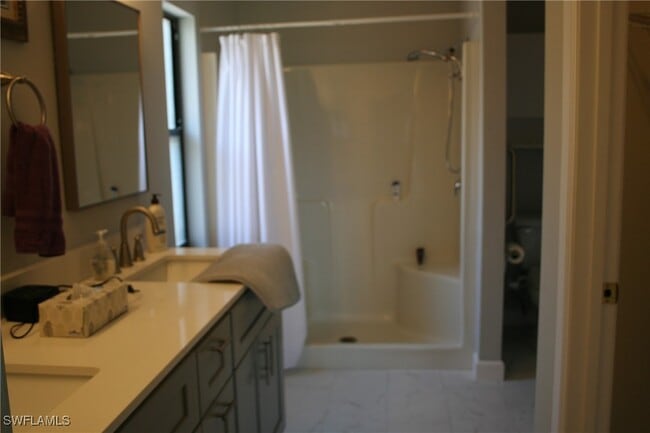 Building Photo - 15472 Admiralty Cir