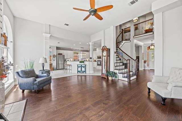 Building Photo - 2713 Creek Crossing Dr