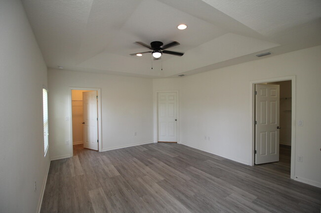 Building Photo - 4468 Alligator Flag Cir
