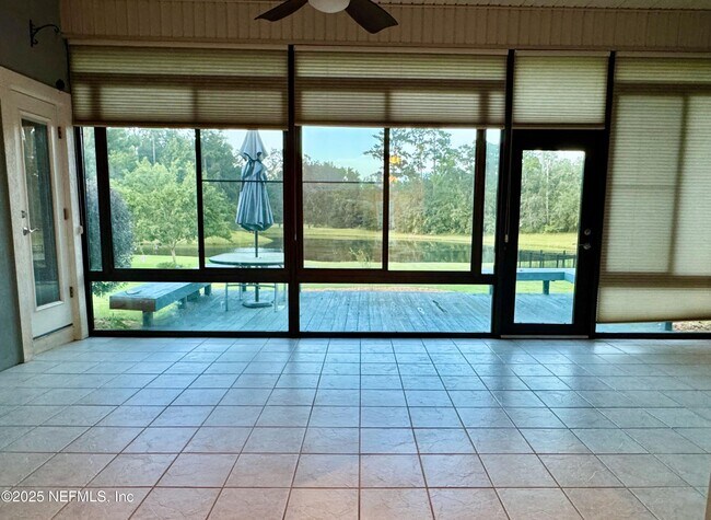 Building Photo - 3742 Constancia Dr