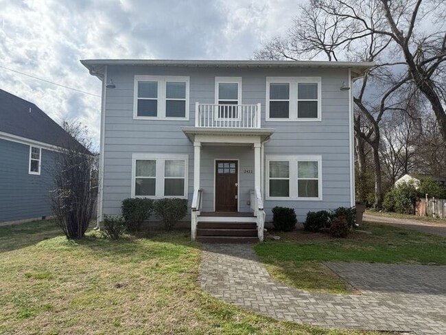 Building Photo - Beautiful Two-Story House in Woodbine - Fenced in Backyard