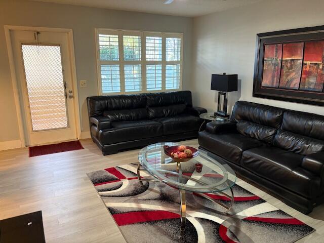 Building Photo - 1015 Cornwall A