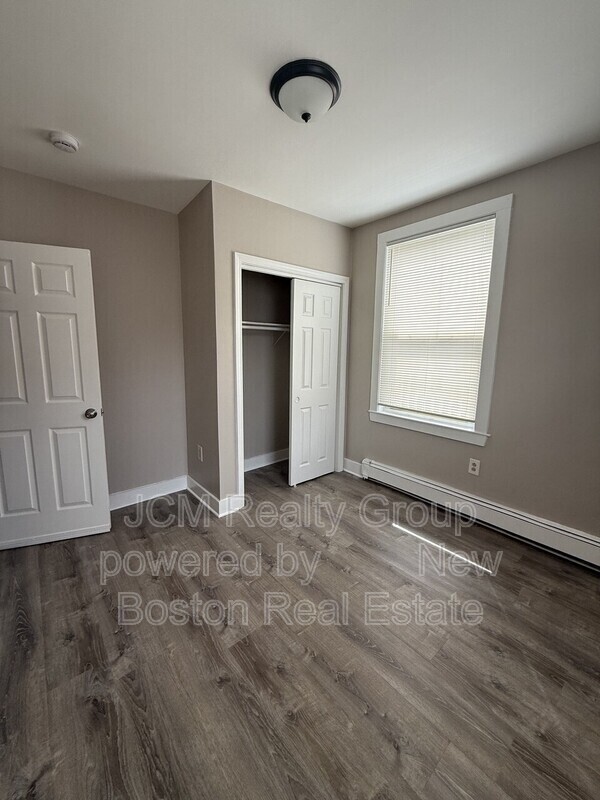 Building Photo - 40 Winthrop St