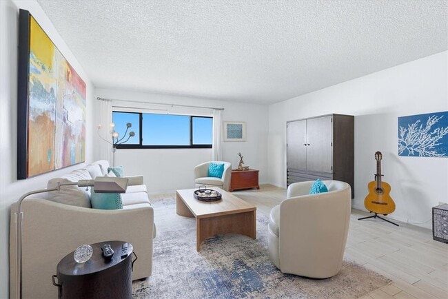 Building Photo - 2089 Gulf of Mexico Dr