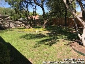 Building Photo - 13851 Susancrest Dr