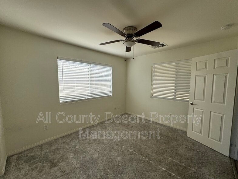 Building Photo - 28175 Avenida La Paz