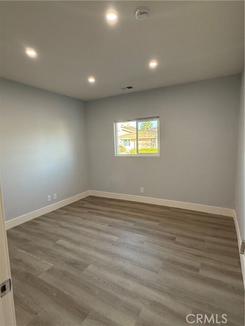 Building Photo - 25719 Walnut St