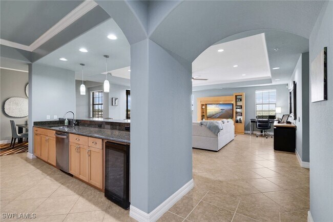 Building Photo - 10721 Mirasol Dr