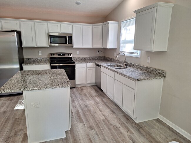 Building Photo - 4612 Clayton Terrace