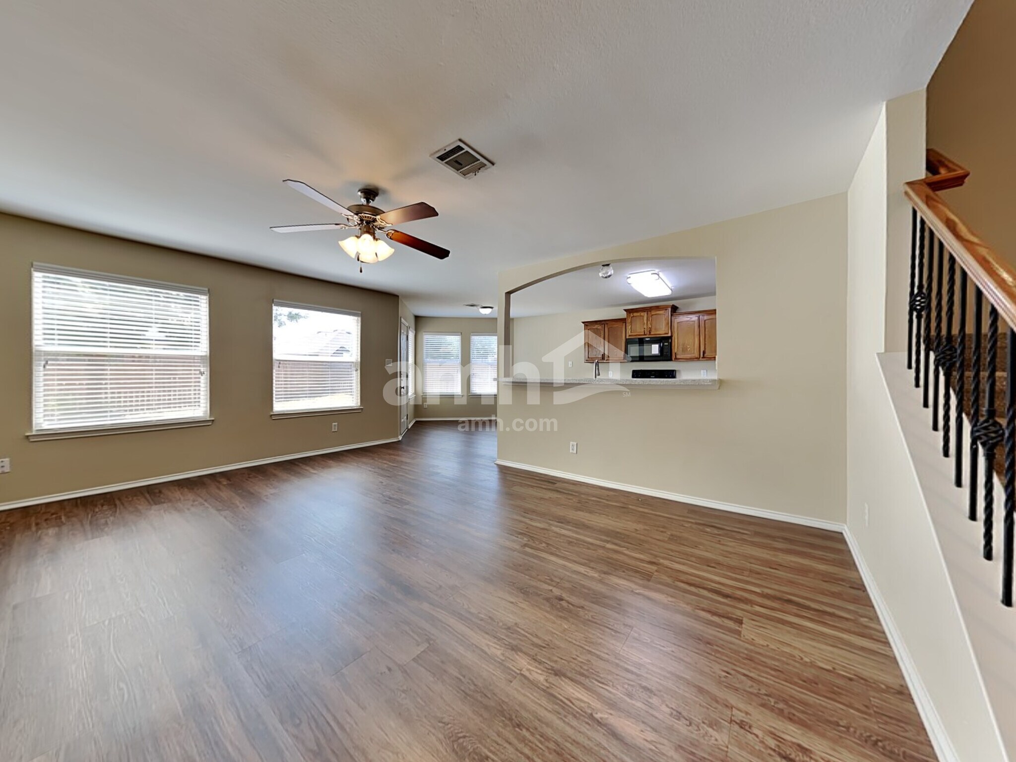 Building Photo - 5517 Parkview Hills Ln