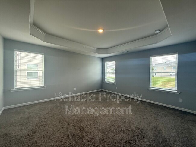 Building Photo - 658 Cupota Dr