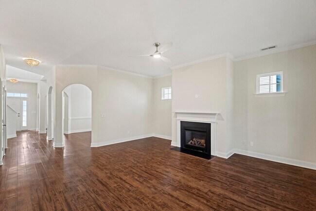 Building Photo - Spacious House for rent in Neighborhoods Of Holly Ridge!