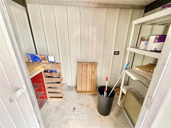 Building Photo - 6401 Drexel Dr