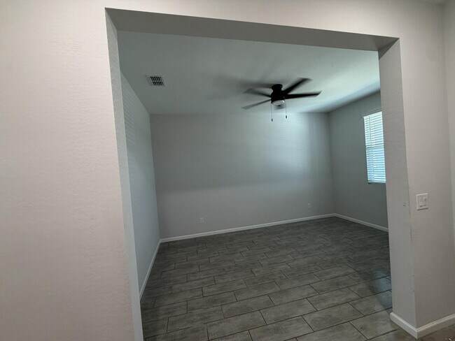 Building Photo - 24553 W Hopi St