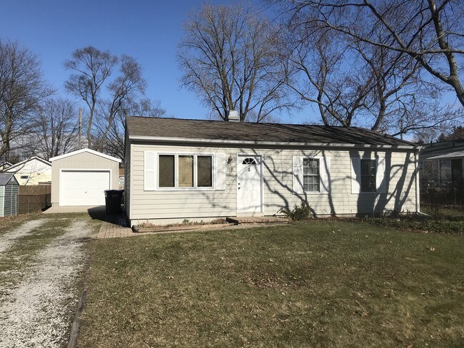 Building Photo - 109 N Eagle St