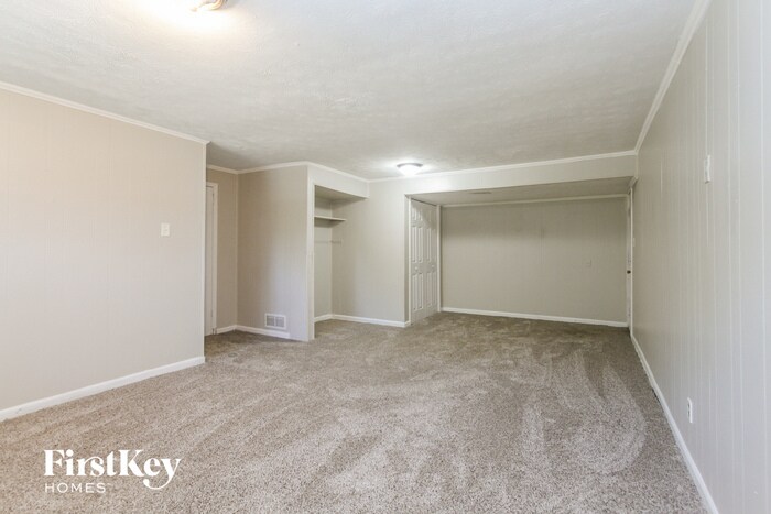 Building Photo - 4639 Thornleigh Dr