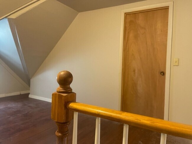 Building Photo - 21 Portsmouth Terrace