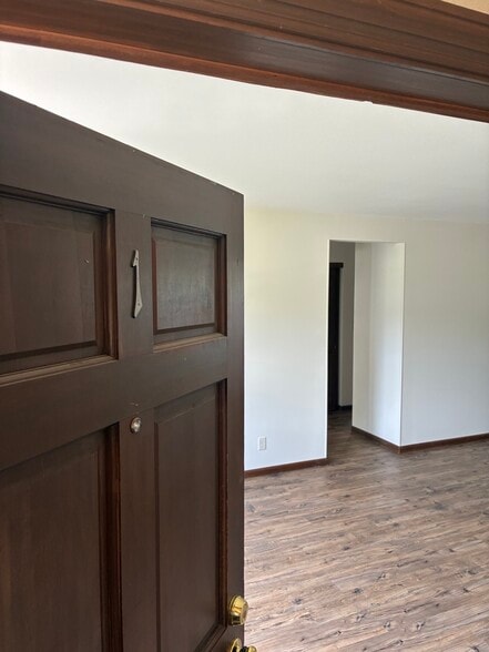 Unit 1 Entrance - 1404 Hayden Ave